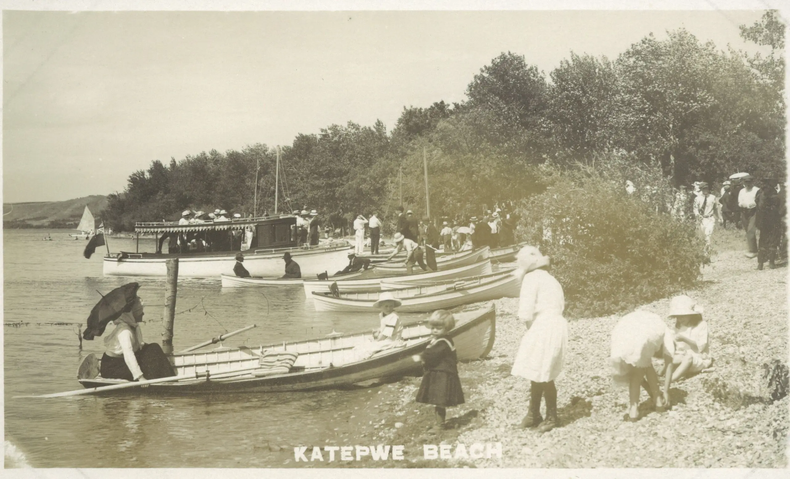 Katepwa Beach with boats and visitors